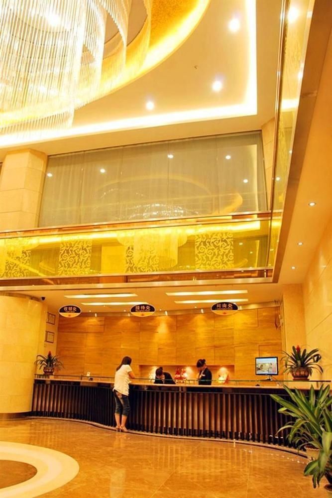 Vienna Hotel Qingyuan Lianjiang Road Exteriér fotografie